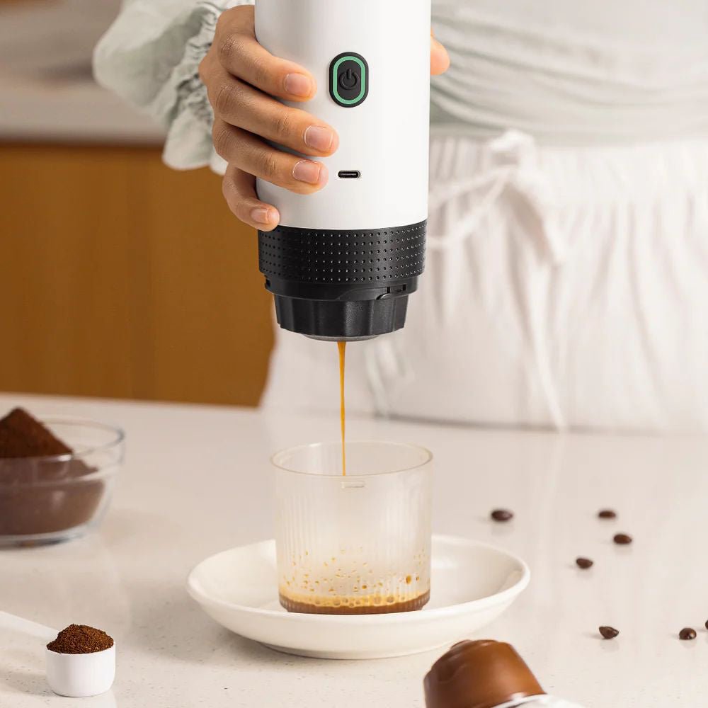 Pocket Barista Portable Coffee Machine - Xpresso RED